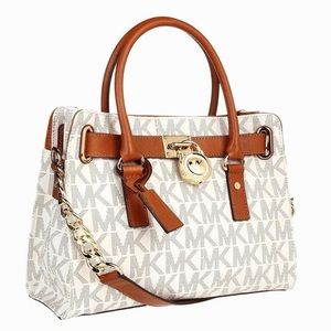 MICHAEL Michael Kors Hamilton Logo In Vanilla